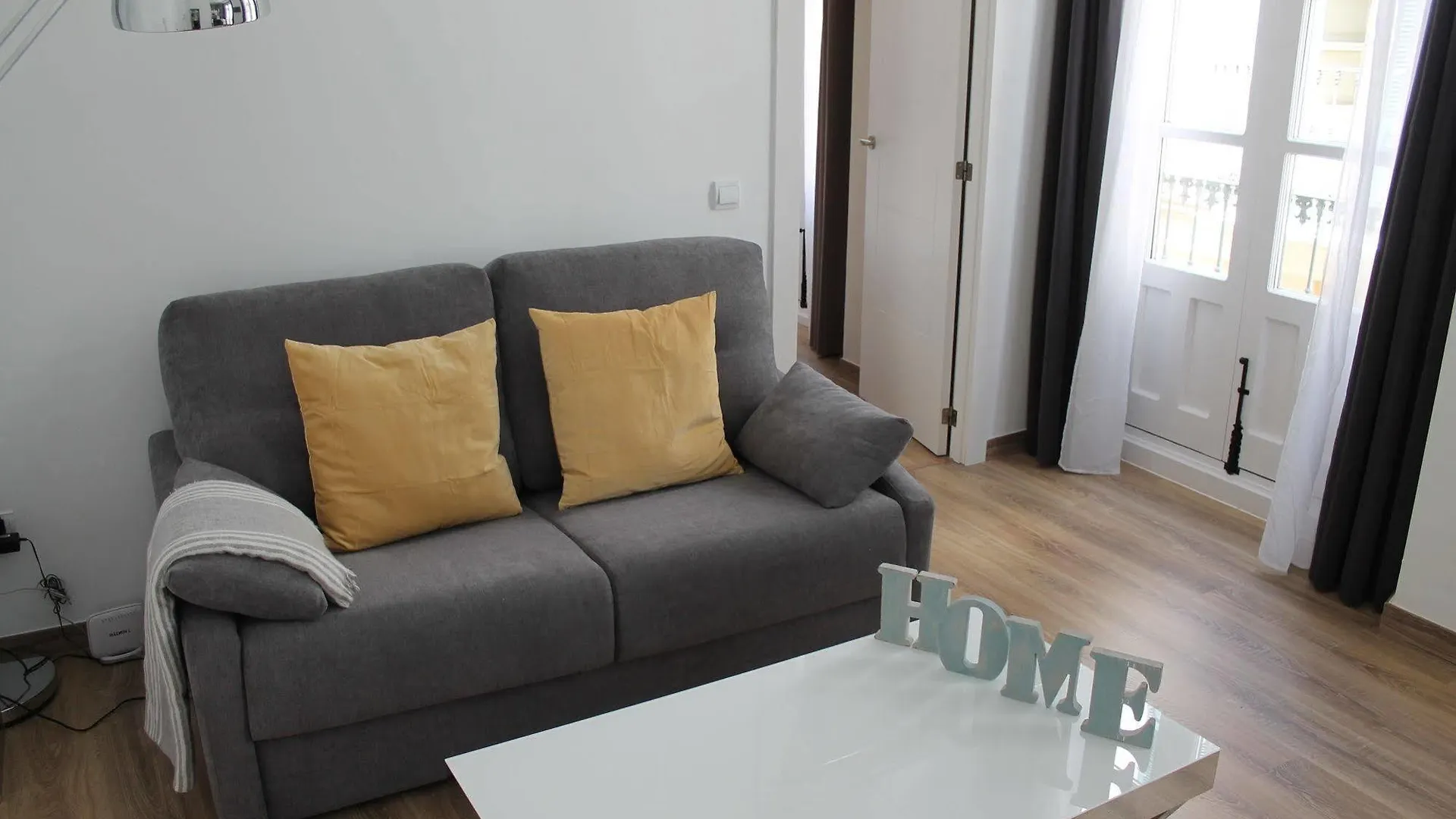 Living4Malaga Suites Superior 0*,  España