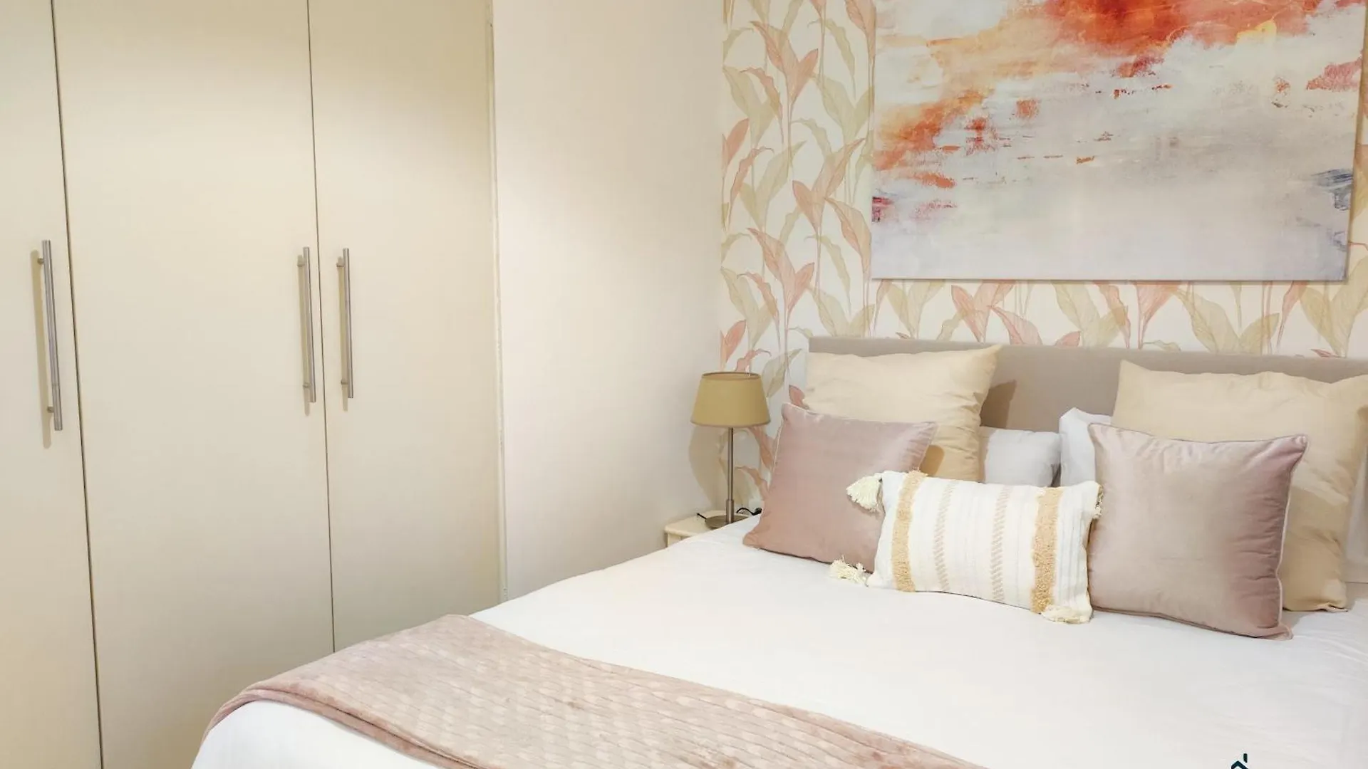 Apartment Living4Malaga Suites Superior