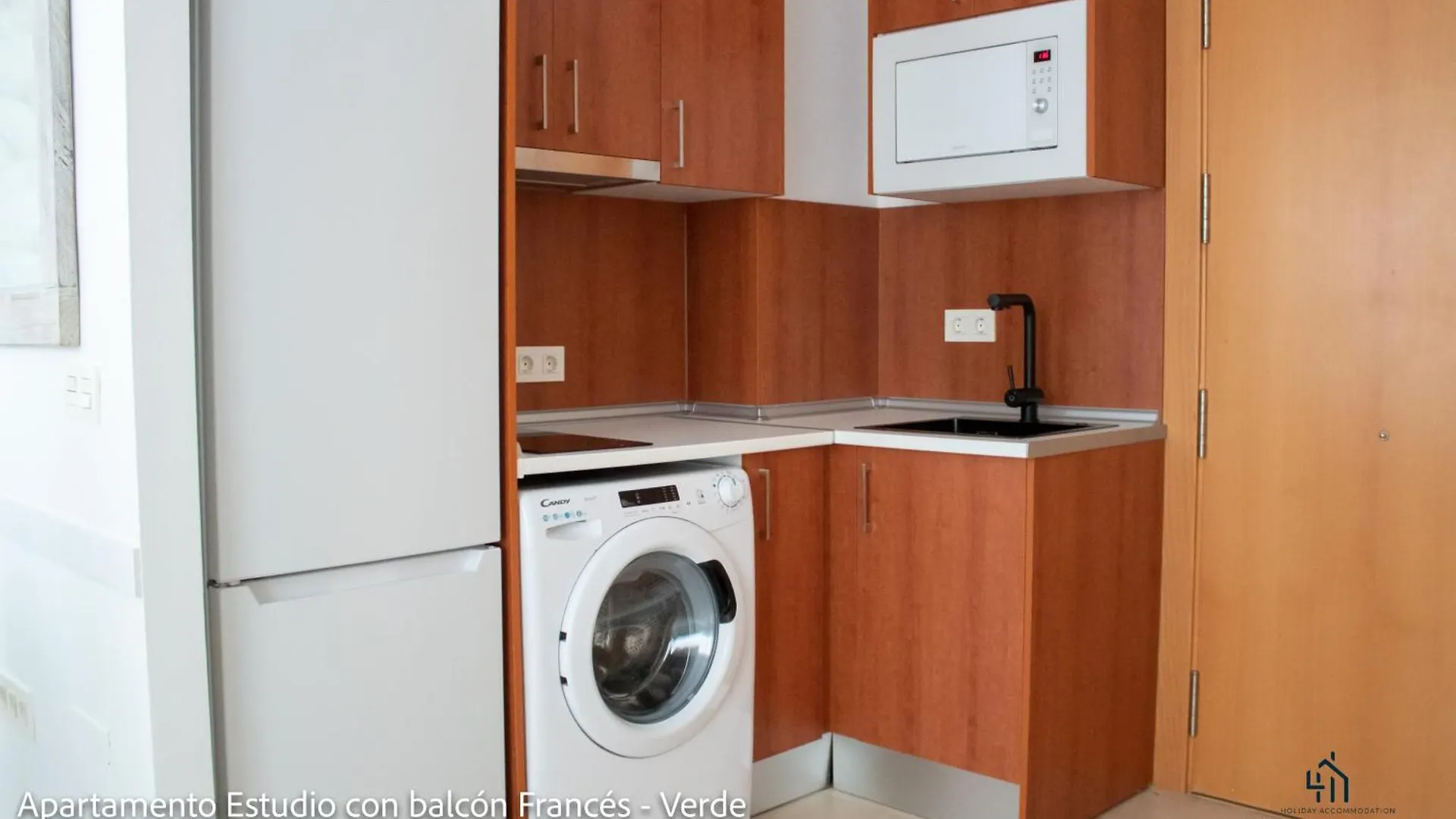 Living4Malaga Suites Superior Apartment